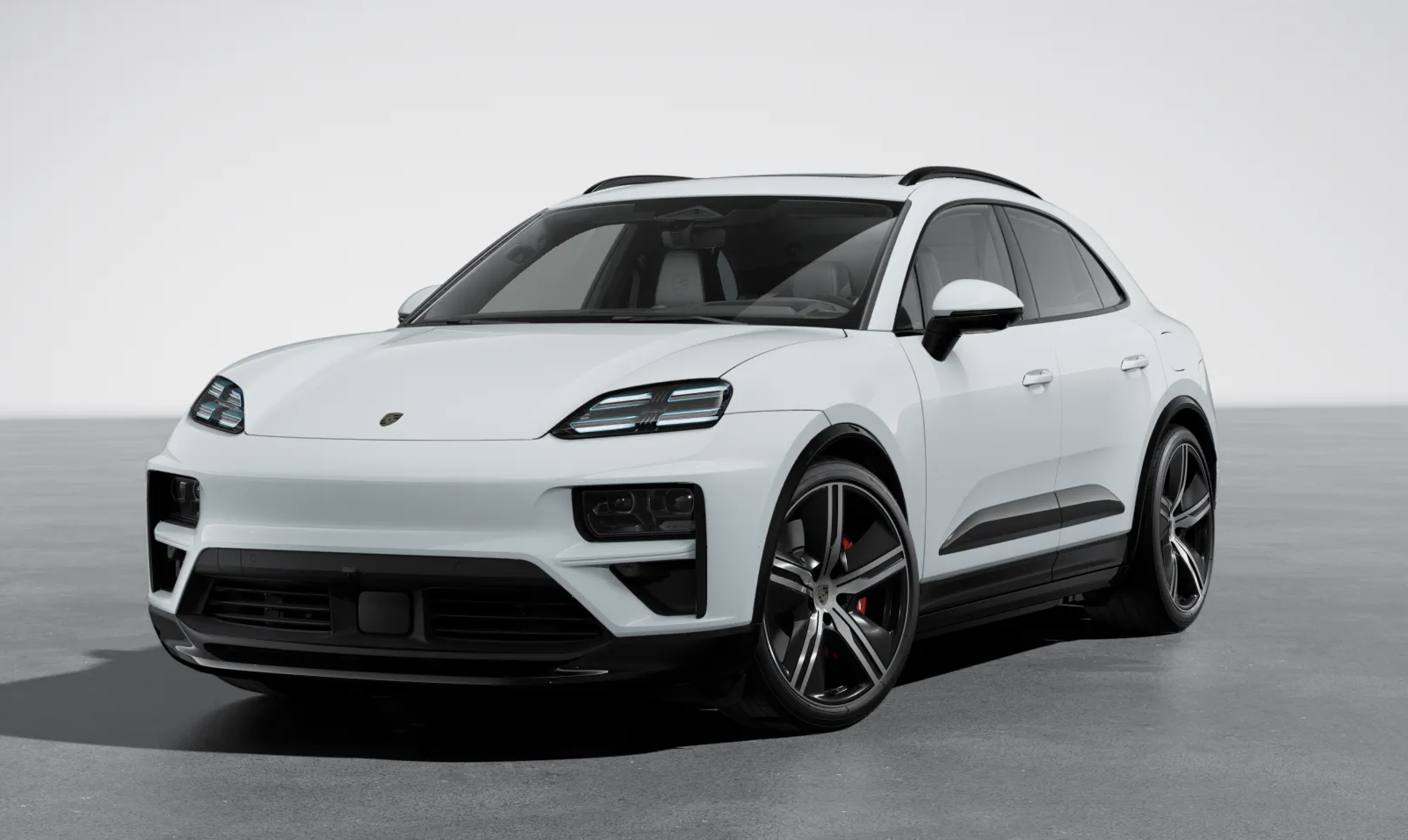 Porsche Macan Turbo | nové elektrické SUV | skladem | novinka | sportovní elektromobil | výkon 584 koní | dojezd 538 km | max výbava | VIP sleva | nové české auto | skladem ihned k předání | nákup online | AUTOiBUY.com